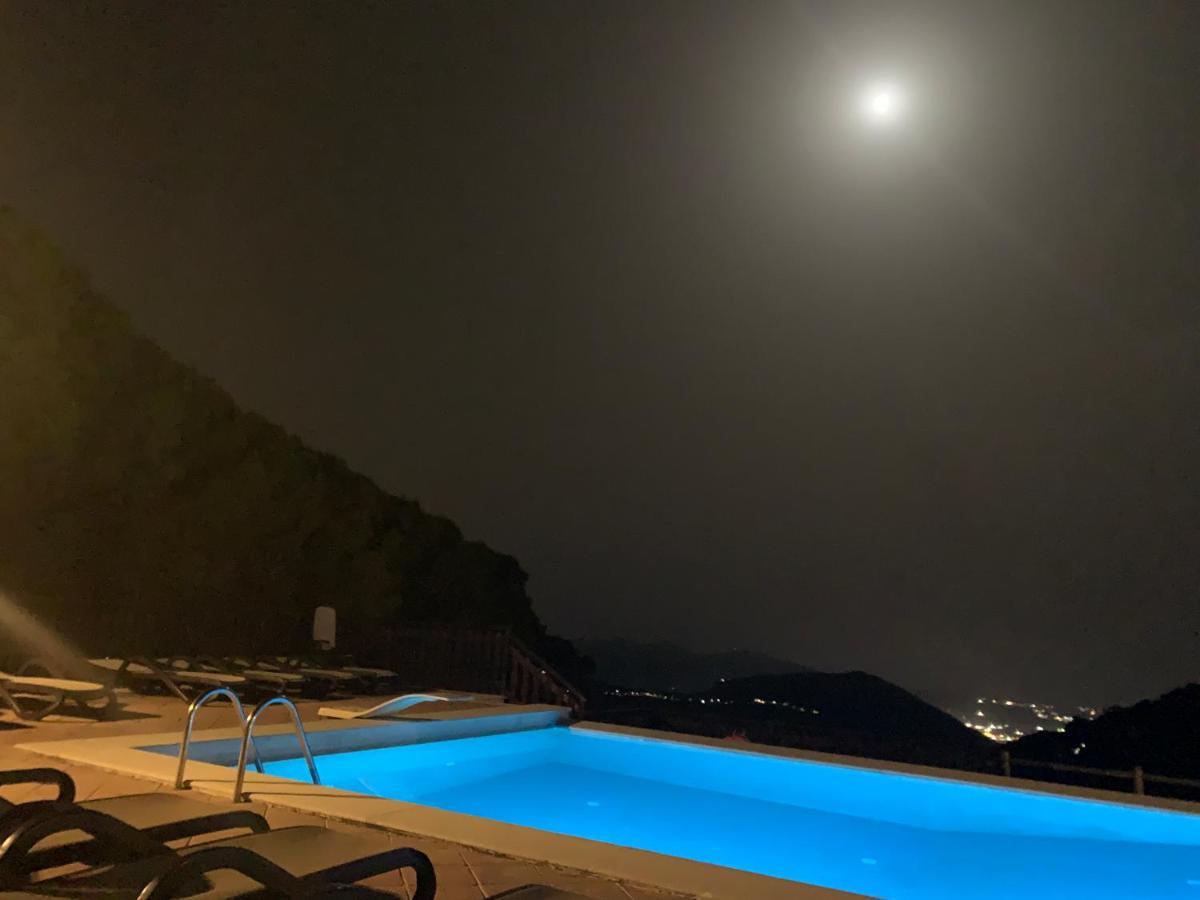 Vila Agriturismo Collecammino Lenola Exteriér fotografie