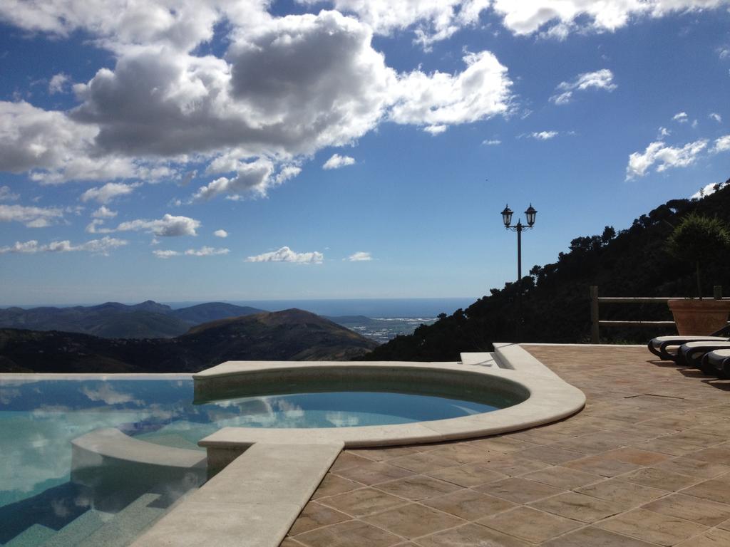 Vila Agriturismo Collecammino Lenola Exteriér fotografie